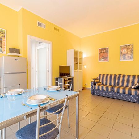 Asti Comentina Railway Functional Flat Kültér fotó